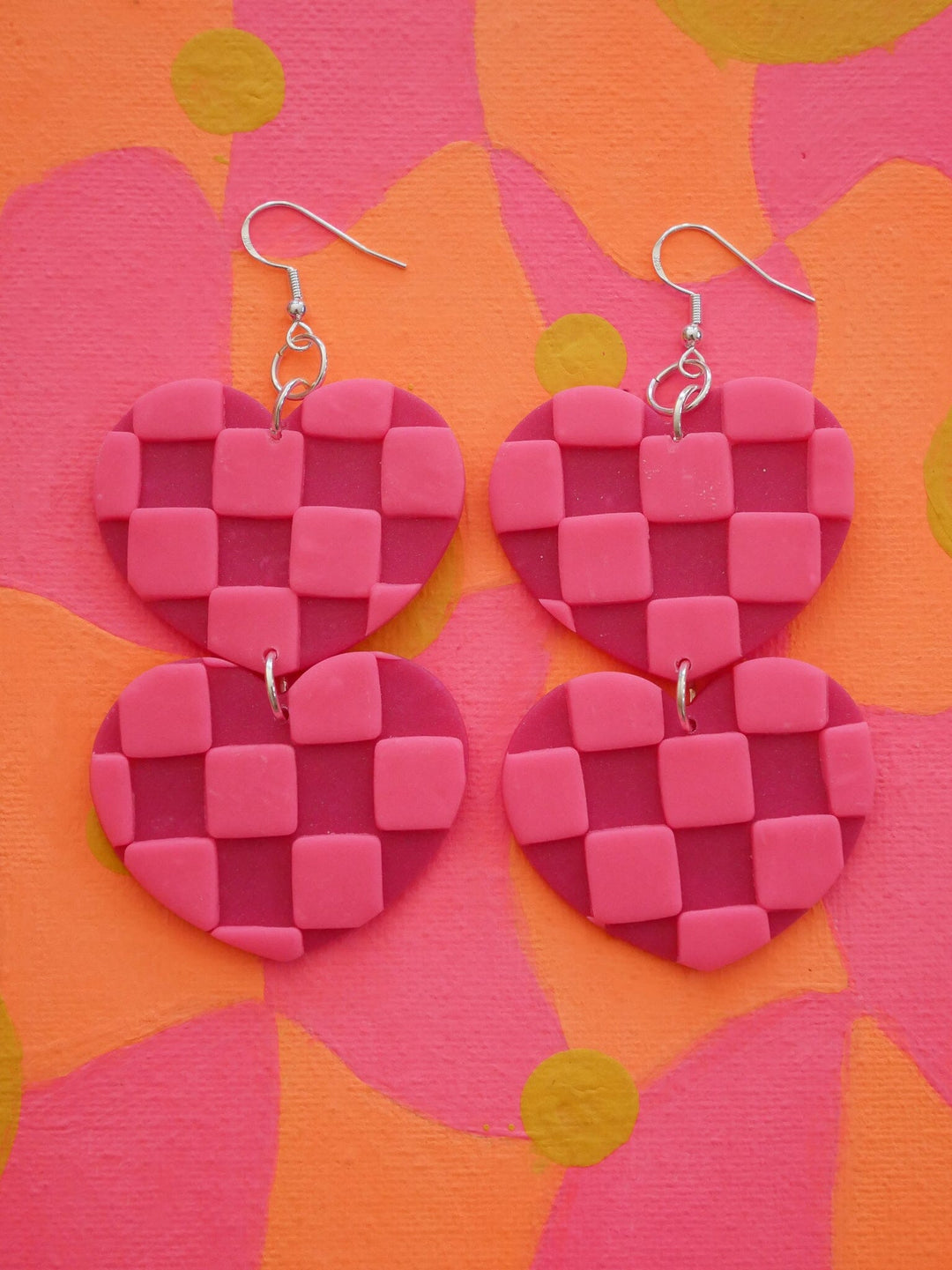 Checkered Hearts hook earrings Love Hand and Heart 