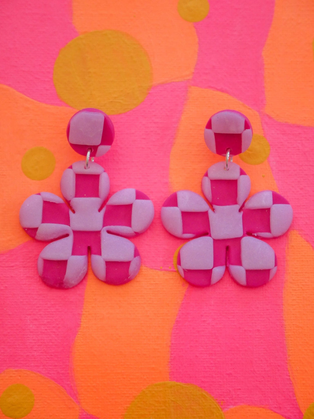 Checkered Pink Flowers Stud Earrings Love Hand and Heart 