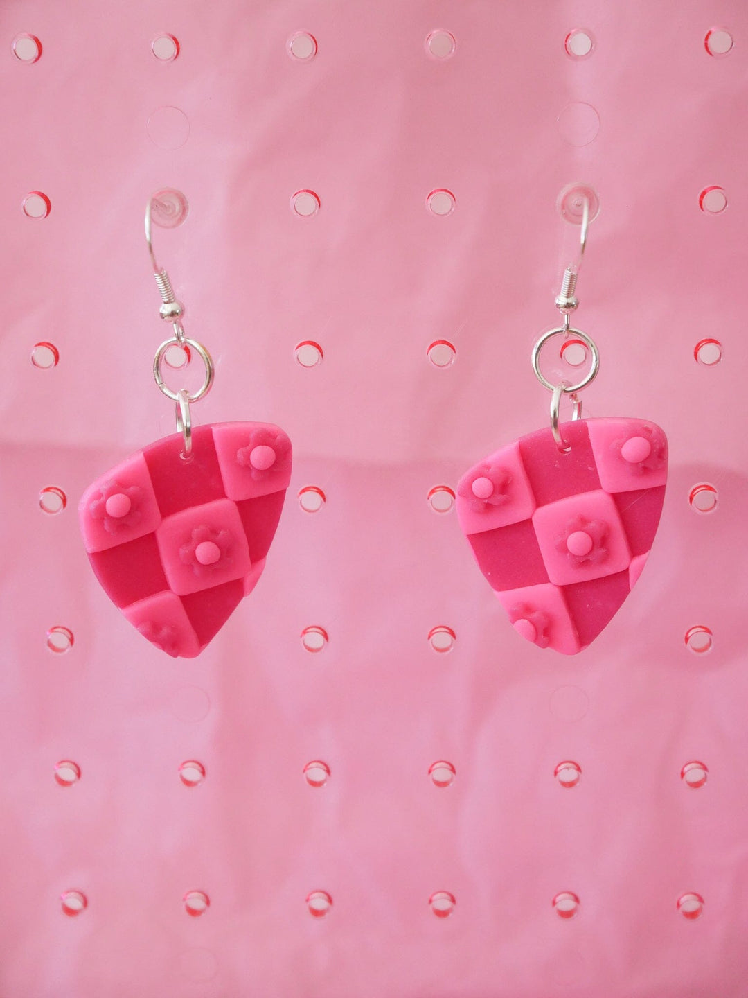 Daisy Checkered Mini Hooks Hooks Love Hand and Heart 