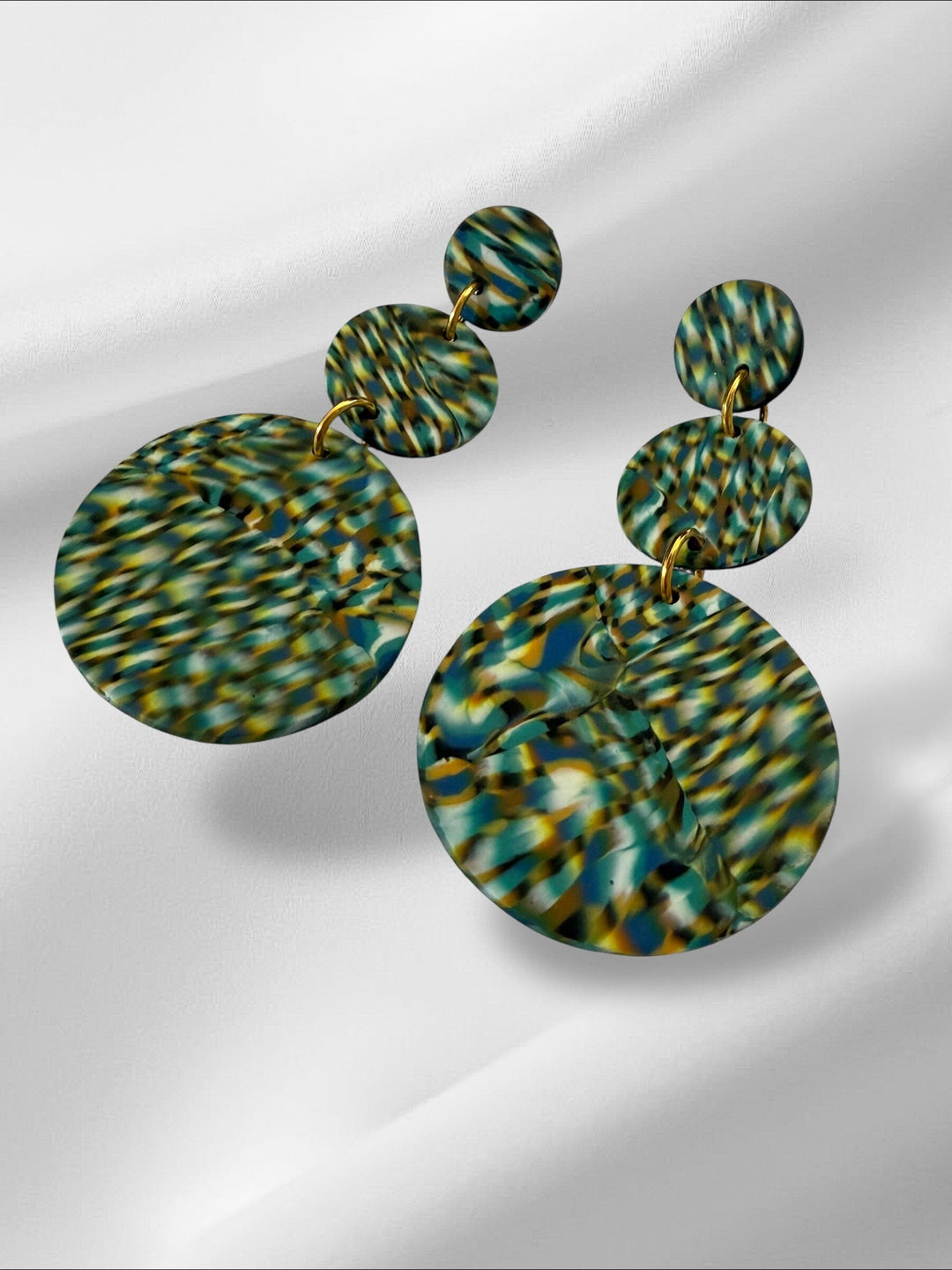 Mini Blurry Signatures in Green Earrings Love Hand and Heart 