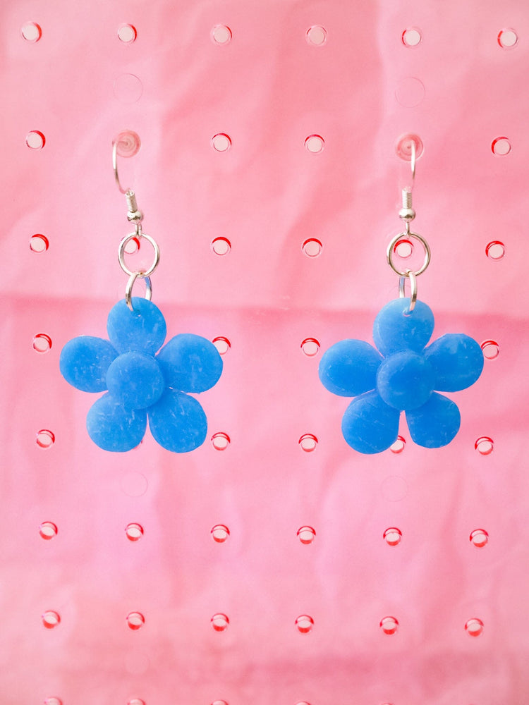 Mini Cloud Flower Dangle Earrings Love Hand and Heart 