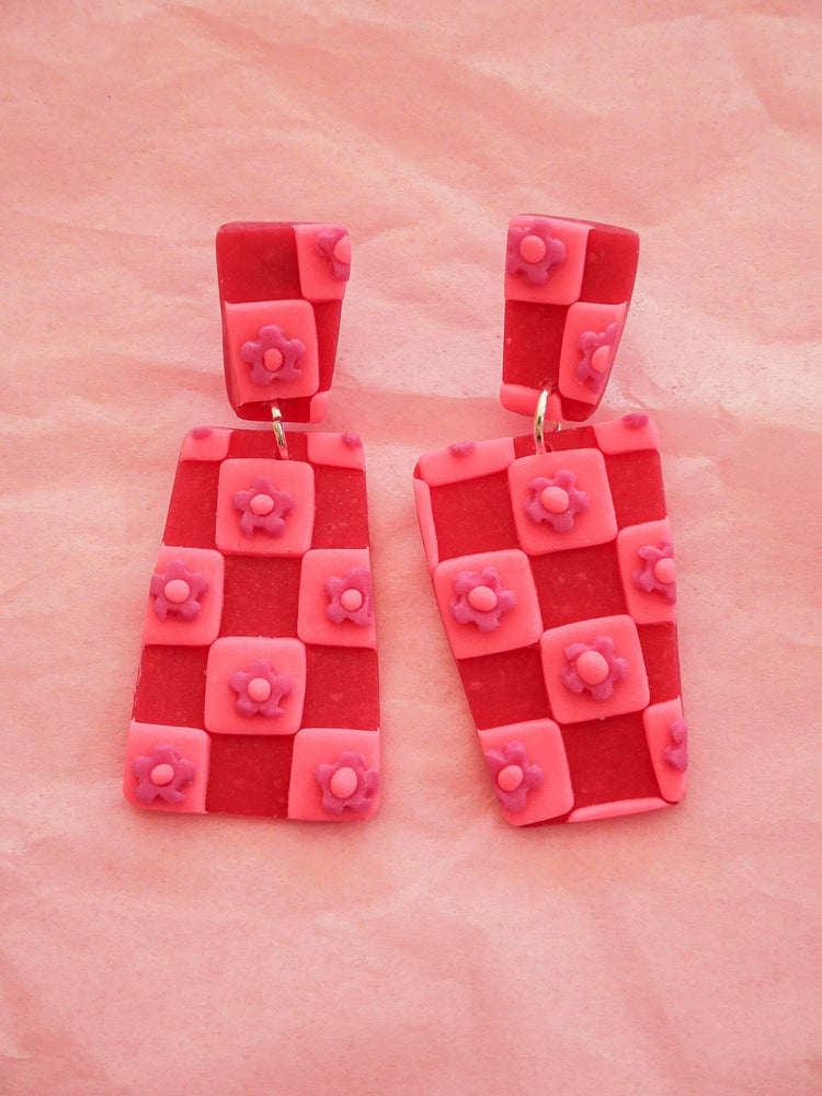 Mismatched Checkered Daisy Bars Dangle Earrings Love Hand and Heart 