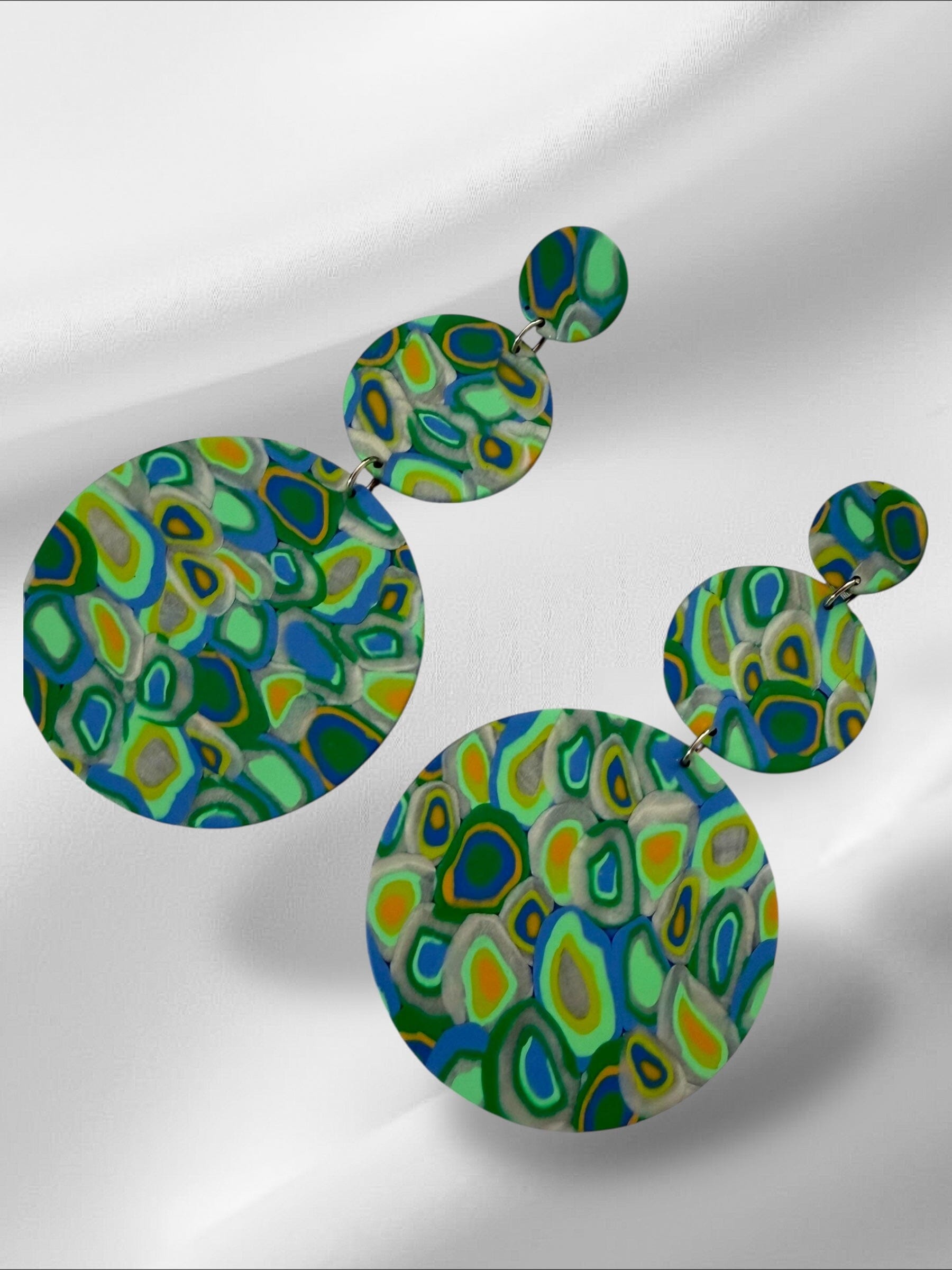 XL Aura Glow Signatures in Mint Earrings Love Hand and Heart 