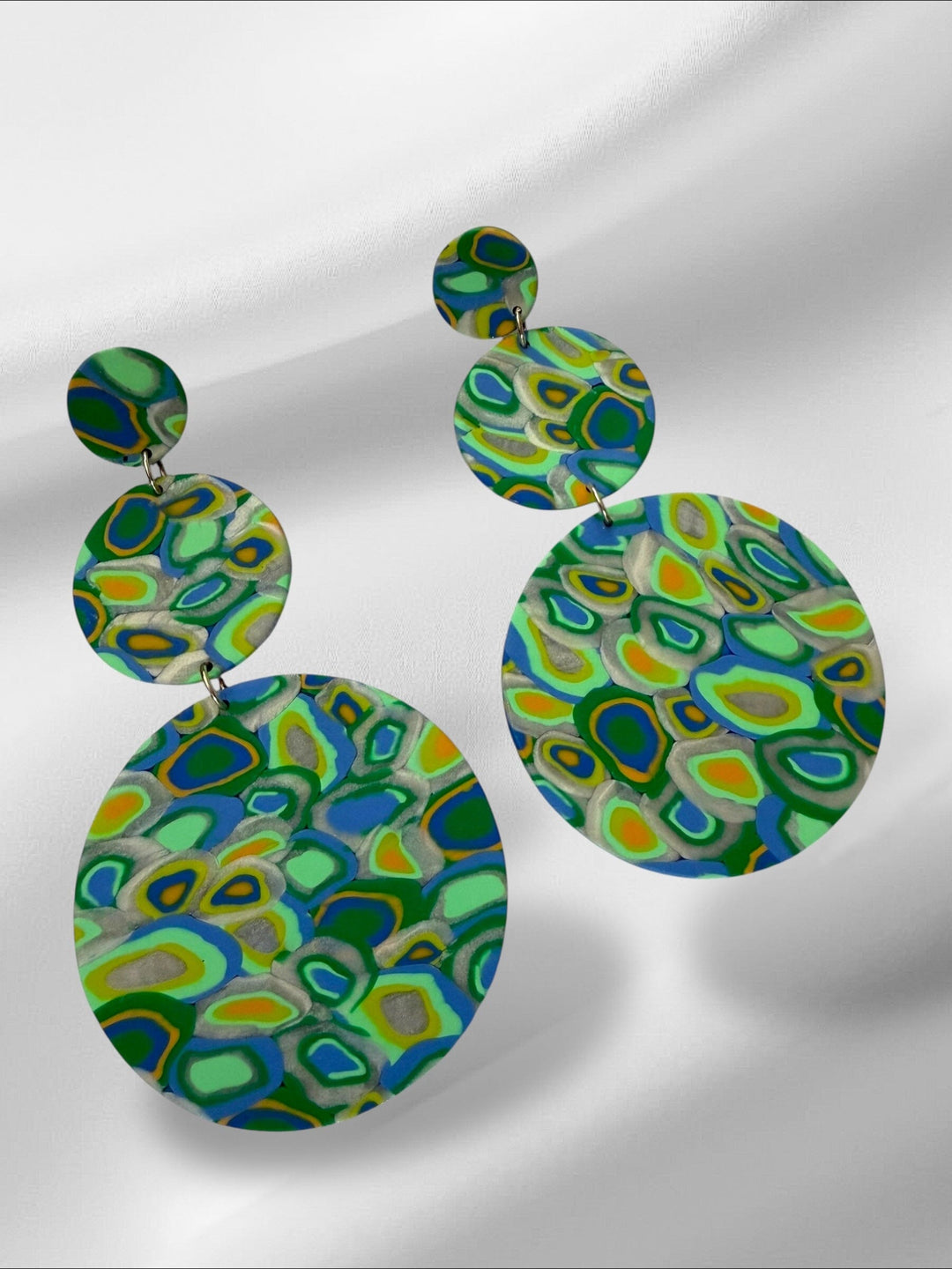 XL Aura Glow Signatures in Mint Earrings Love Hand and Heart 